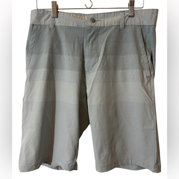 Burnside Men's Light Gray Flat Front Shorts - Picture 1 of 3